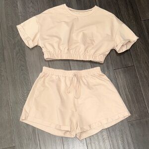 Cropped Top short sleeve shirt and baggy Shorts Set